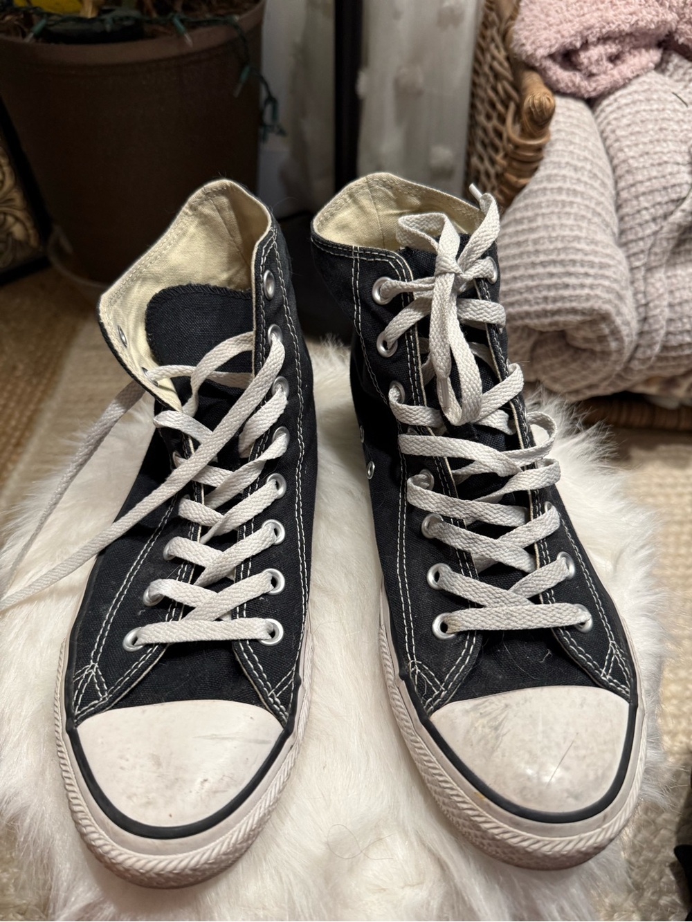 Black High-Top converse Sneakers